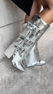 Hilton Silver Boots