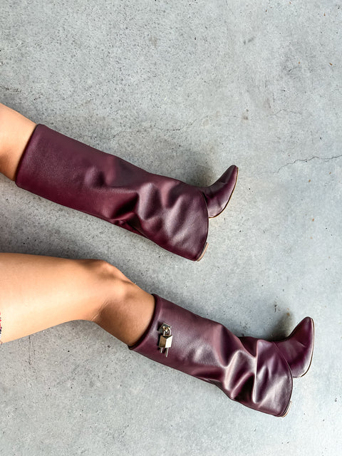 Valle Long Padlock Burgundy Boots