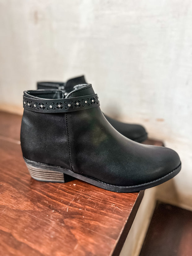Tinsel Studs Black Boots