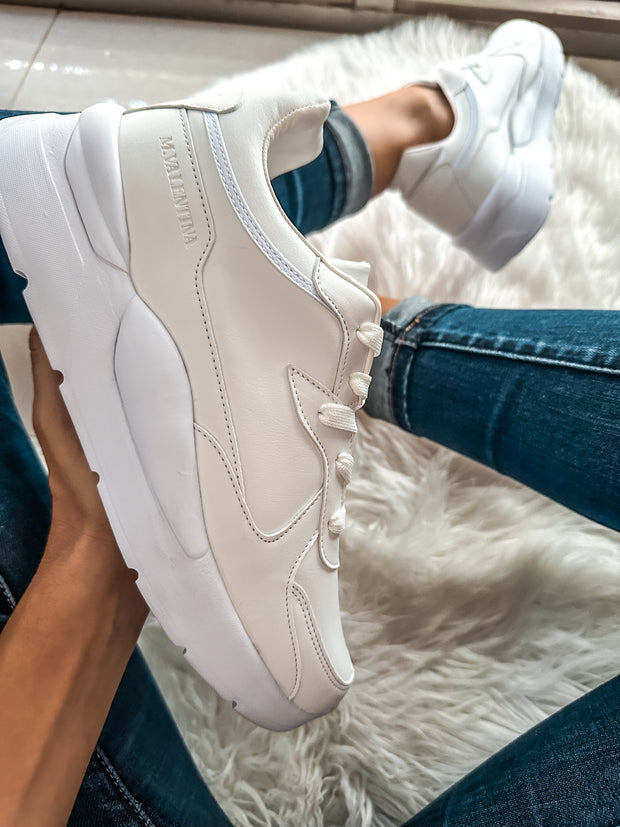 Trendy Wave White Sneakers