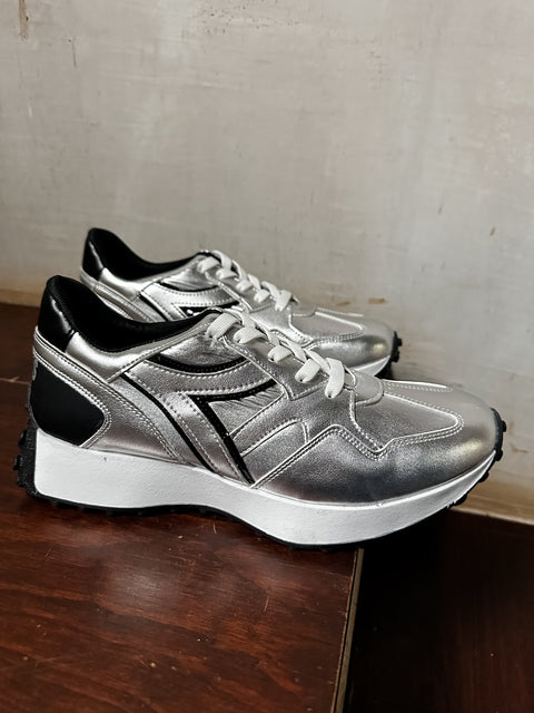 Bronx Silver & Black Sneakers