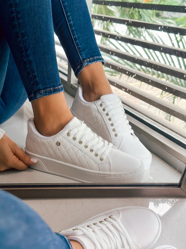 Reno Bold Square White Sneakers