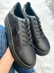 Boston Star All Black Sneakers