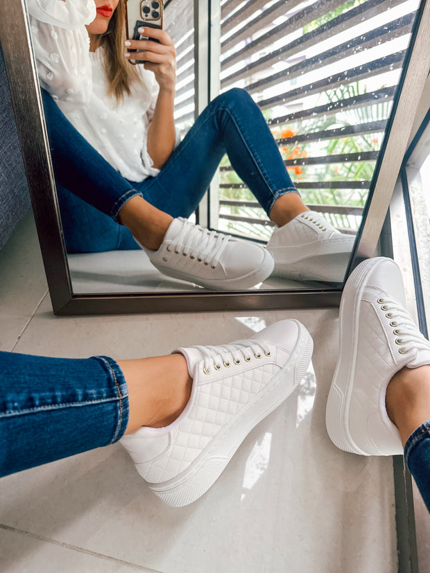 Reno Bold Square White Sneakers