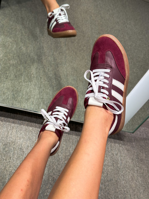 Sporty Valentina Burgundy Sneakers