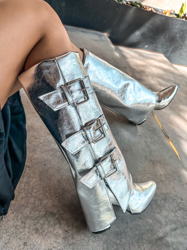 Hilton Silver Boots