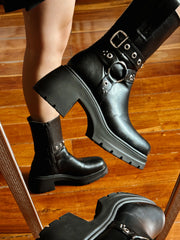 Burdeos Black Boots