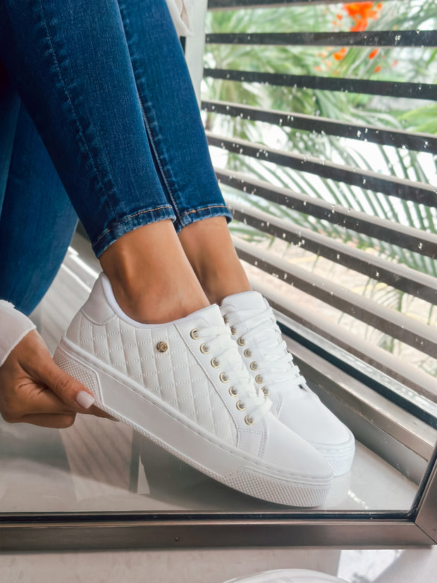 Reno Bold Square White Sneakers