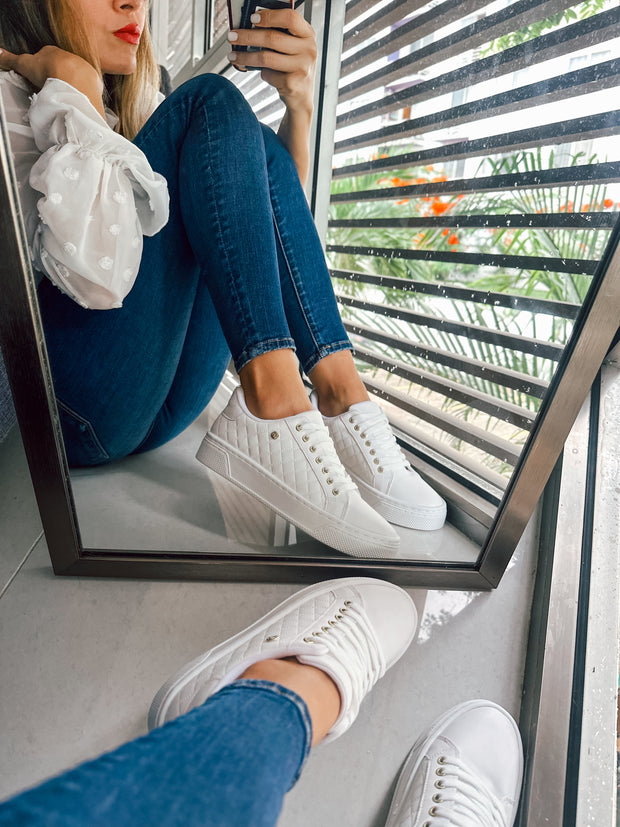 Reno Bold Square White Sneakers