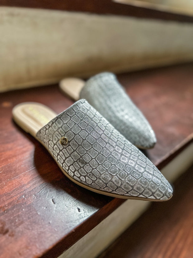 Tip Shiny Croco Silver Mules