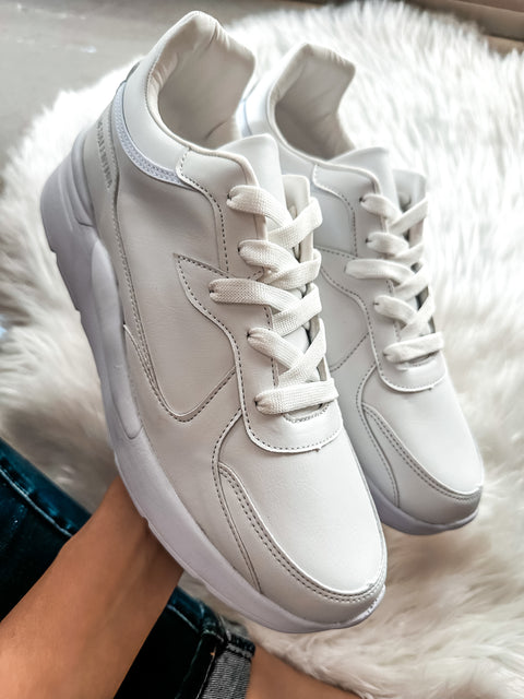 Trendy Wave White Sneakers