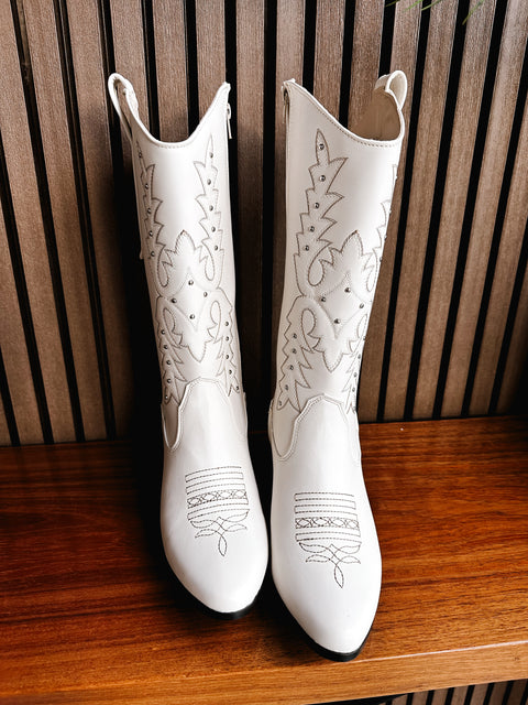 Brava Latte Boots