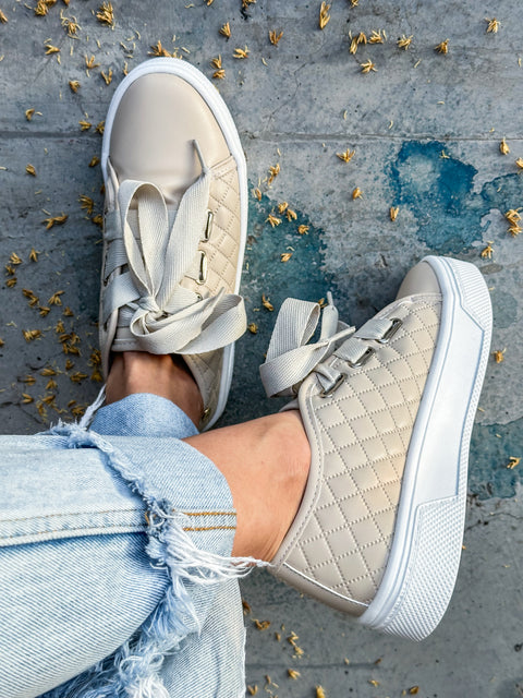 Reno Bold Big Laces Nude Sneakers