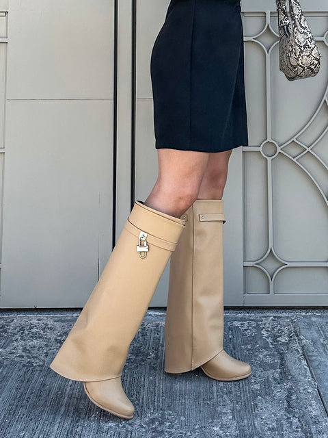 Valle Long Belt Camel Boots