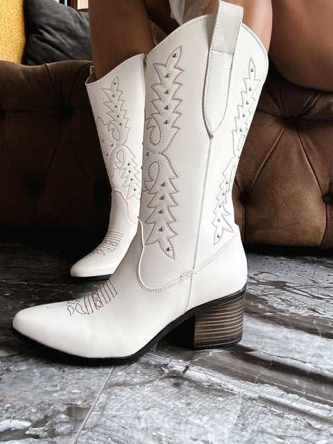 Brava Latte Boots