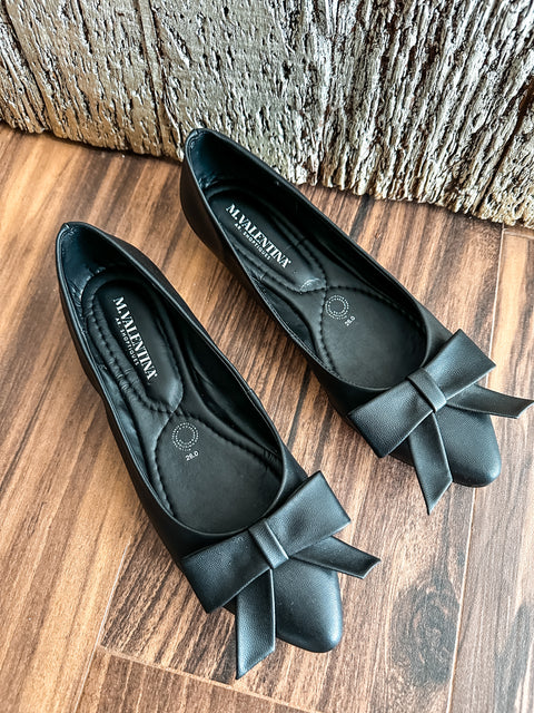 Paris Simple Knot Black Flats