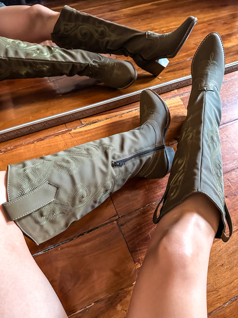 Woodstock Green Boots