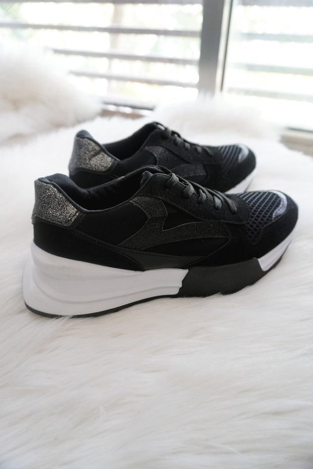 Mila Black Sneakers