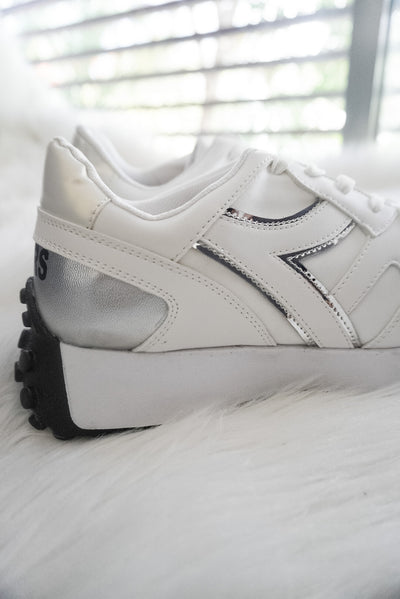 Bronx White & Silver Sneakers