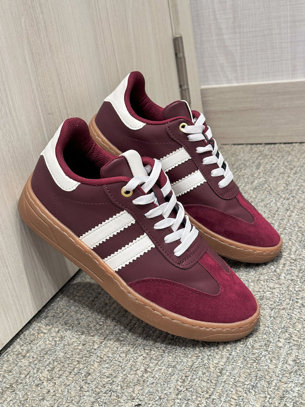 Sporty Valentina Burgundy Sneakers