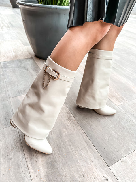 Valle Big Iron Belt Latte Boots