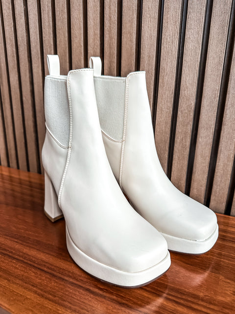 Ribeira Latte Boots