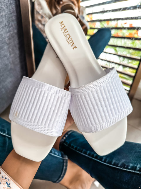 Aloha Fabric White Sandals