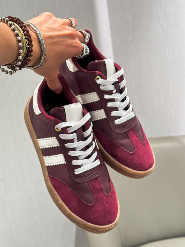 Sporty Valentina Burgundy Sneakers